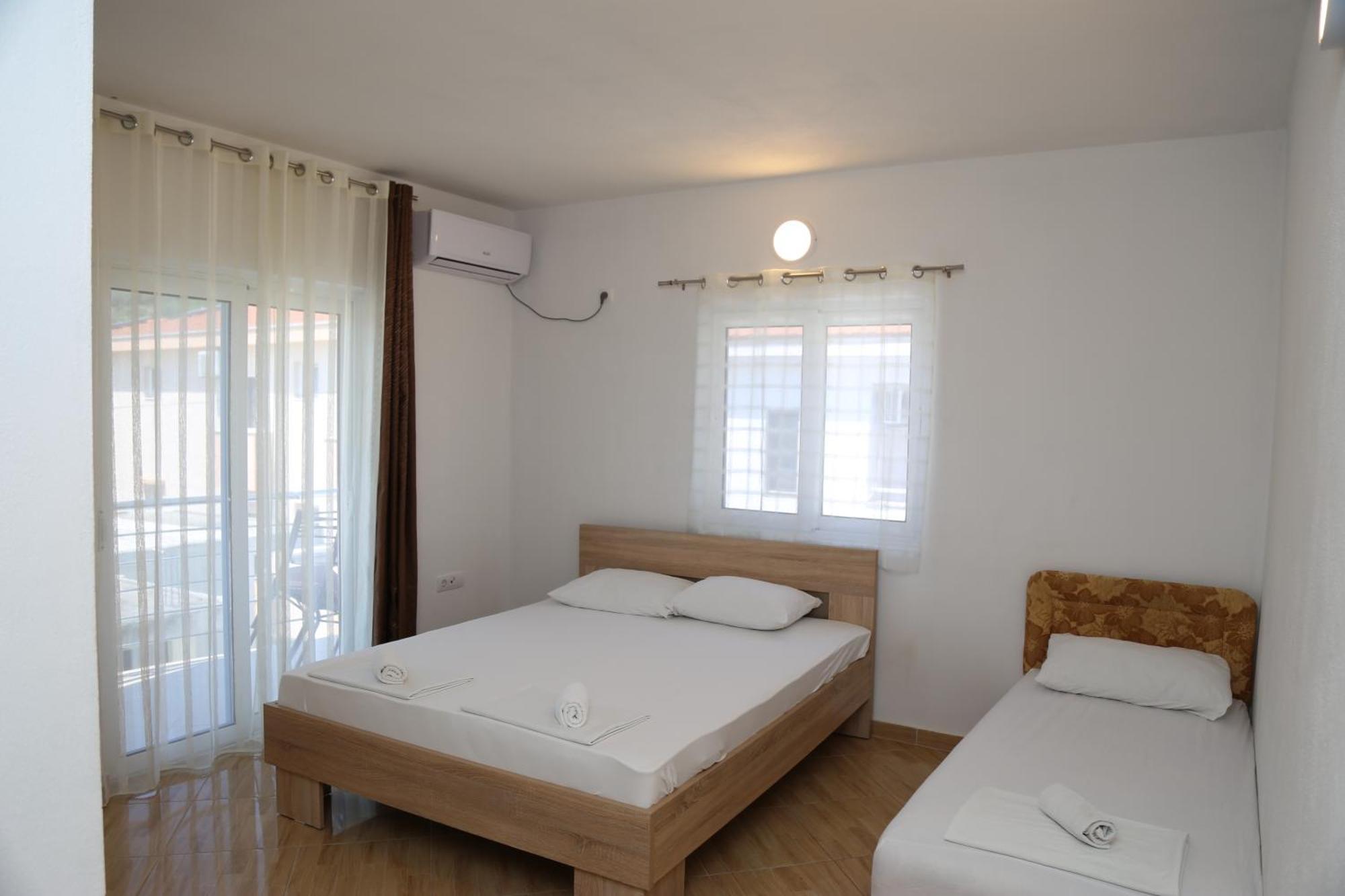 Apartments Armini Ulcinj Exterior photo