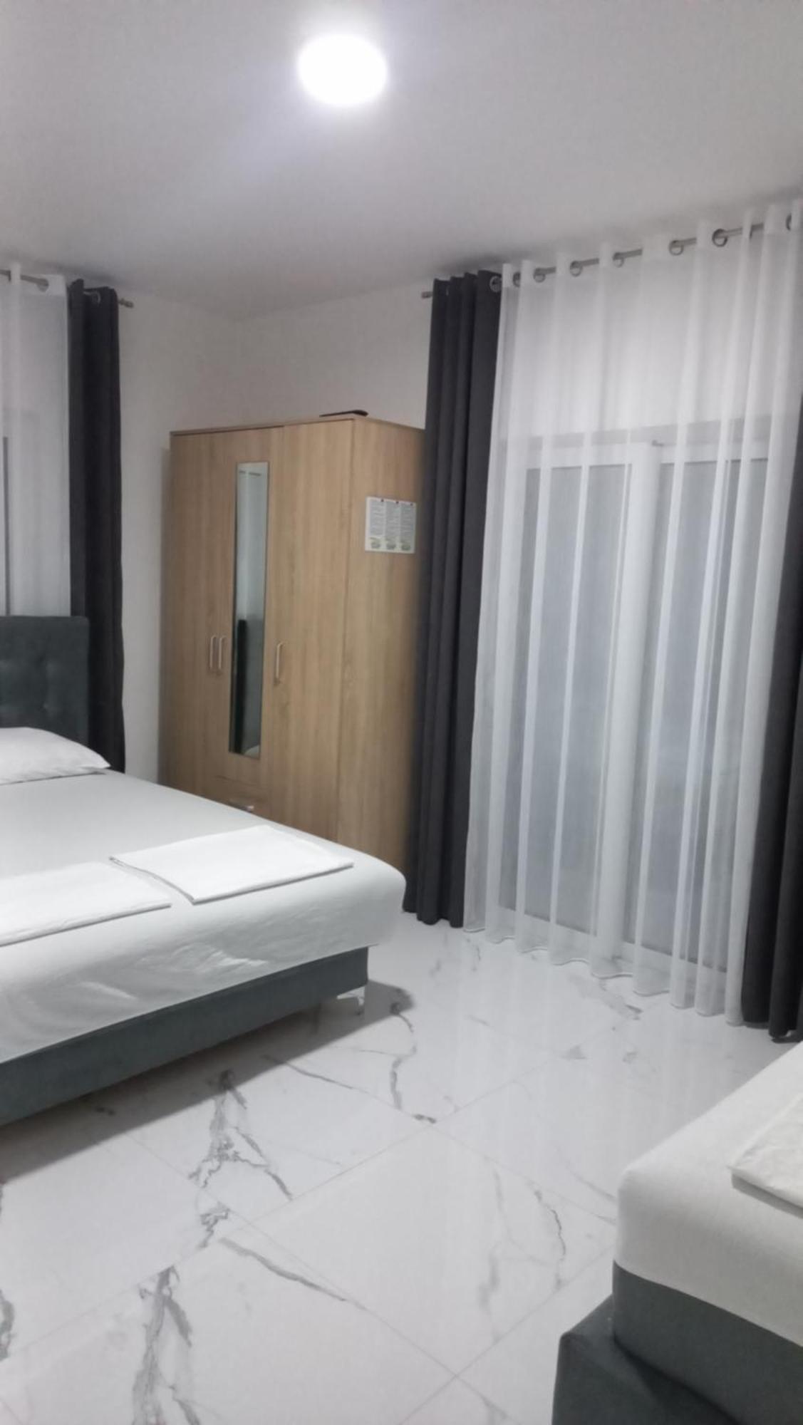 Apartments Armini Ulcinj Exterior photo