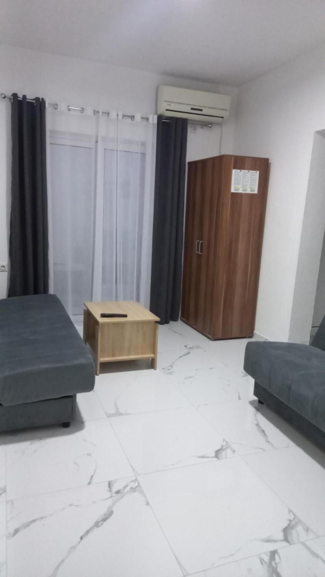 Apartments Armini Ulcinj Exterior photo